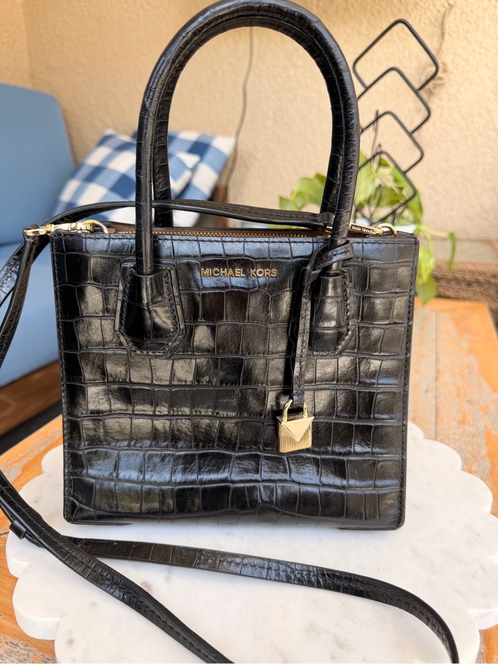 Michael Kors Black Crocodile Embossed Leather Crossbody With Lock Charm 9 Inch